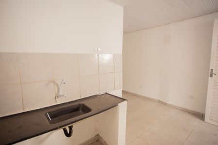 Casa para alugar com 35m², 2 quartos e sem vaga Casa para alugar com 35m², 2 quartos e sem vagaSALA- COZINHA