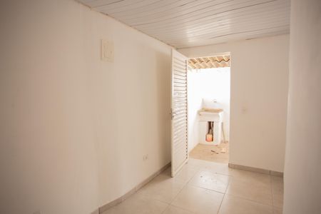 Casa para alugar com 35m², 2 quartos e sem vaga Casa para alugar com 35m², 2 quartos e sem vagaSALA- COZINHA
