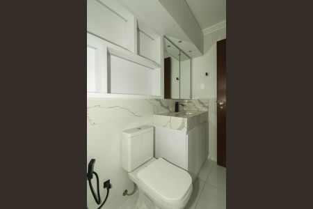 Apartamento à venda com 76m², 2 quartos e 1 vagaBanheiro