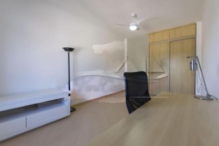 Casa à venda com 3 quartos, 260m² em Cambuci, São Paulo