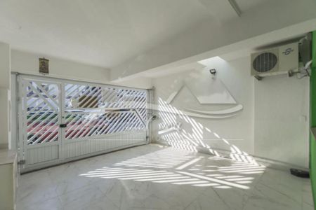 Casa à venda com 3 quartos, 260m² em Cambuci, São Paulo