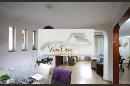 Casa à venda com 3 quartos, 218m² em Vila Mariana, São Paulo