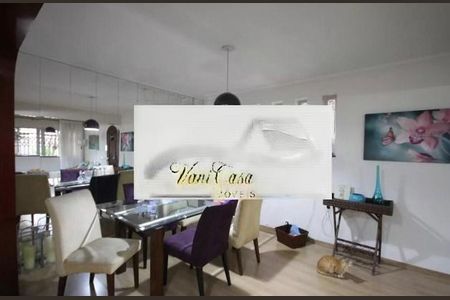 Casa à venda com 3 quartos, 218m² em Vila Mariana, São Paulo