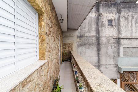 Casa à venda com 200m², 3 quartos e 4 vagas Casa à venda com 200m², 3 quartos e 4 vagasSavcada /Suite