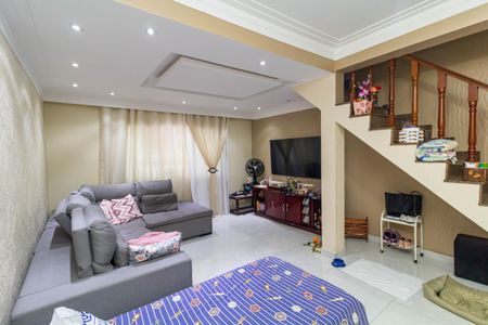 Casa à venda com 200m², 3 quartos e 4 vagas Casa à venda com 200m², 3 quartos e 4 vagasSala