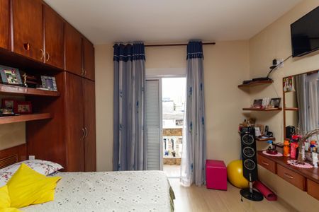 Casa à venda com 200m², 3 quartos e 4 vagas Casa à venda com 200m², 3 quartos e 4 vagasSuite