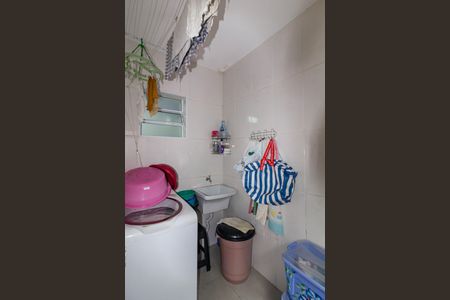 Casa à venda com 200m², 3 quartos e 4 vagas Casa à venda com 200m², 3 quartos e 4 vagasLavanderia