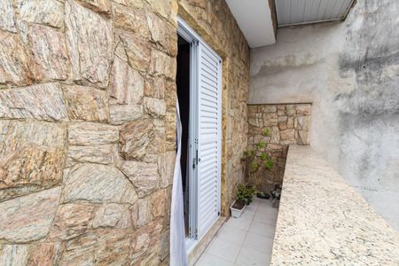 Casa à venda com 200m², 3 quartos e 4 vagas Casa à venda com 200m², 3 quartos e 4 vagasSavcada /Suite