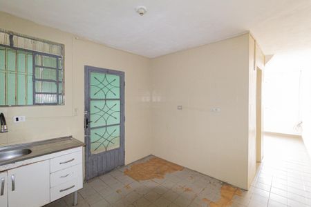 Casa à venda com 160m², 4 quartos e 2 vagas Casa à venda com 160m², 4 quartos e 2 vagasCozinha