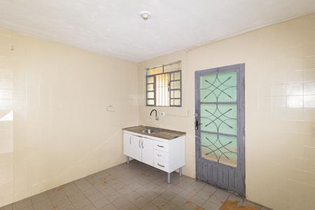Casa à venda com 160m², 4 quartos e 2 vagas Casa à venda com 160m², 4 quartos e 2 vagasCozinha