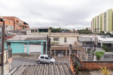 Casa à venda com 160m², 4 quartos e 2 vagas Casa à venda com 160m², 4 quartos e 2 vagasVista