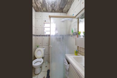 Casa à venda com 160m², 4 quartos e 2 vagas Casa à venda com 160m², 4 quartos e 2 vagasBanheiro