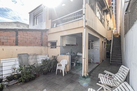 Casa à venda com 165m², 3 quartos e 2 vagas Casa à venda com 165m², 3 quartos e 2 vagasÁrea de Serviço