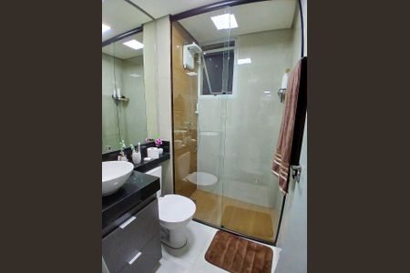 Apartamento à venda com 54m², 2 quartos e 2 vagasBanheiro