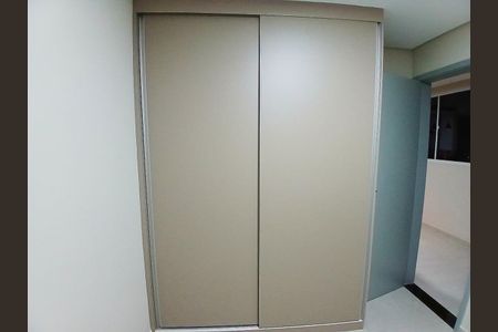 Apartamento à venda com 54m², 2 quartos e 2 vagasQuarto 2