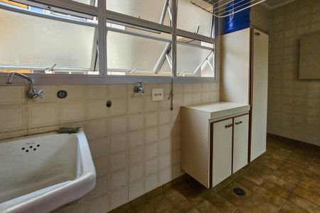 Apartamento para alugar com 140m², 3 quartos e 2 vagasÁrea de serviço