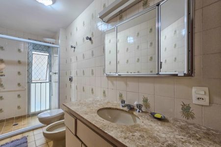 Apartamento para alugar com 140m², 3 quartos e 2 vagasbanheiro