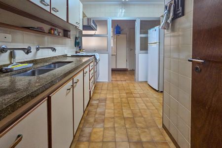 Apartamento para alugar com 140m², 3 quartos e 2 vagascozinha
