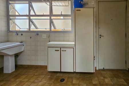 Apartamento para alugar com 140m², 3 quartos e 2 vagasÁrea de serviço