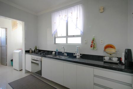 Apartamento à venda com 95m², 3 quartos e 2 vagasCozinha