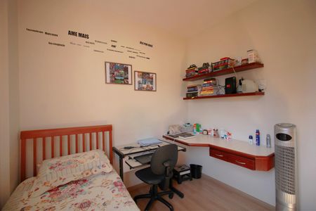 Apartamento à venda com 95m², 3 quartos e 2 vagasQuarto 2