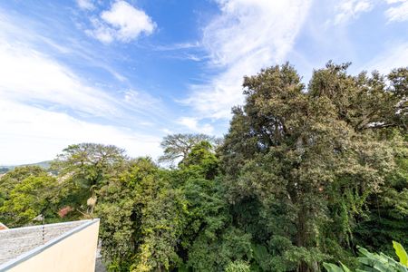 Casa de condomínio à venda com 175m², 3 quartos e 2 vagasVista