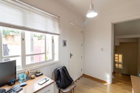 Casa de condomínio à venda com 175m², 3 quartos e 2 vagasQuarto 1