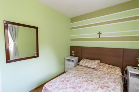 Casa de condomínio à venda com 175m², 3 quartos e 2 vagasSuíte