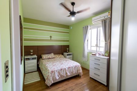 Casa de condomínio à venda com 175m², 3 quartos e 2 vagasSuíte