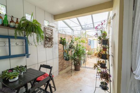 Casa de condomínio à venda com 175m², 3 quartos e 2 vagasChurrasqueira