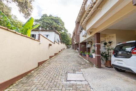 Casa de condomínio à venda com 175m², 3 quartos e 2 vagasCondomínio