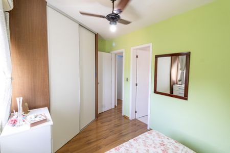 Casa de condomínio à venda com 175m², 3 quartos e 2 vagasSuíte