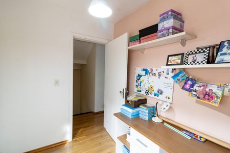 Casa de condomínio à venda com 175m², 3 quartos e 2 vagasQuarto 1