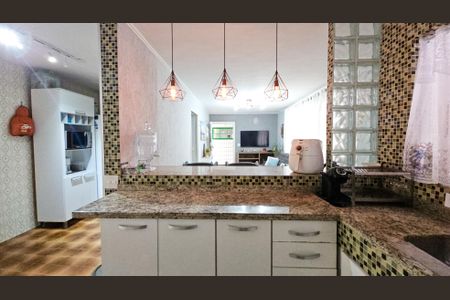 Casa à venda com 300m², 3 quartos e 3 vagasCozinha