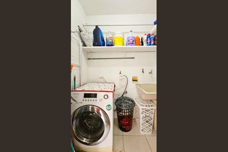 Casa à venda com 300m², 3 quartos e 3 vagasÁrea de Serviço