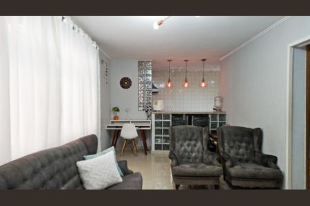 Casa à venda com 300m², 3 quartos e 3 vagasSala