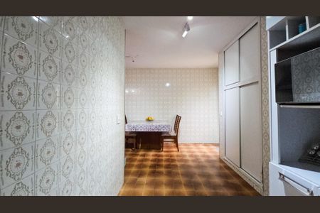 Casa à venda com 300m², 3 quartos e 3 vagasCozinha