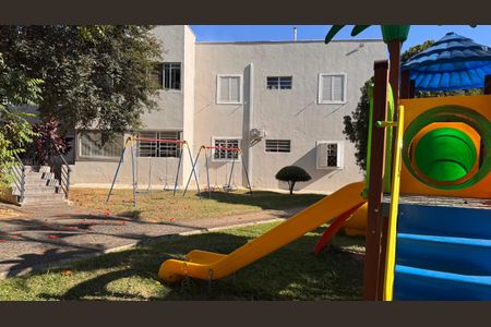 Apartamento à venda com 77m², 2 quartos e 2 vagasÁrea comum - Playground