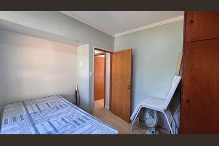 Apartamento à venda com 77m², 2 quartos e 2 vagasQuarto 2