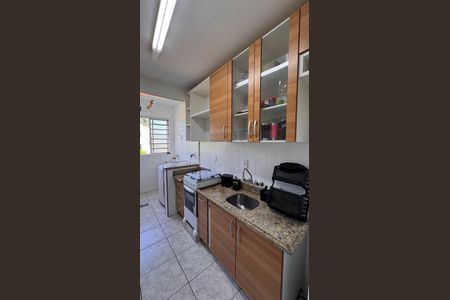 Apartamento à venda com 77m², 2 quartos e 2 vagasCozinha