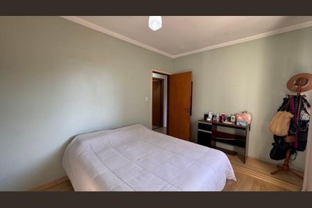Apartamento à venda com 77m², 2 quartos e 2 vagasQuarto 1
