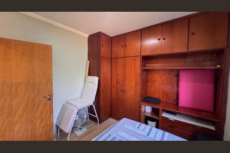 Apartamento à venda com 77m², 2 quartos e 2 vagasQuarto 2