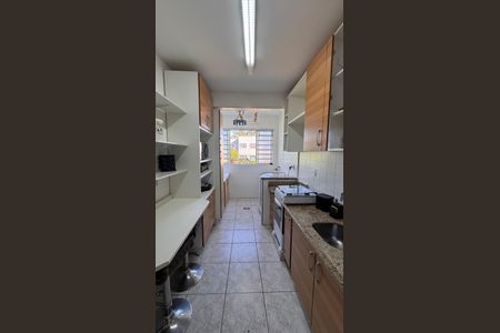 Apartamento à venda com 77m², 2 quartos e 2 vagasCozinha