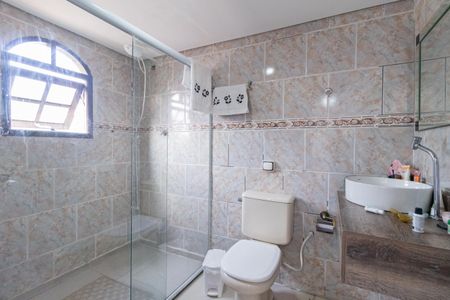 Casa para alugar com 115m², 3 quartos e 1 vagaBanheiro da suíte