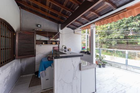 Casa para alugar com 115m², 3 quartos e 1 vagaÁrea de serviço
