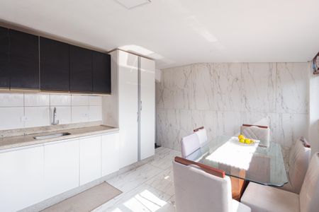 Casa para alugar com 115m², 3 quartos e 1 vagaCozinha