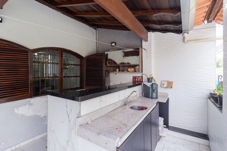 Casa para alugar com 115m², 3 quartos e 1 vagaSacada