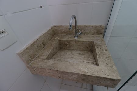 Apartamento para alugar com 35m², 2 quartos e 1 vagaBanheiro - Pia