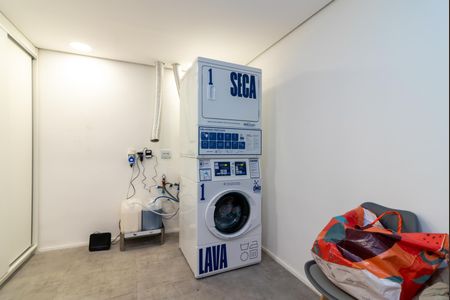 Studio para alugar com 21m², 1 quarto e sem vaga Studio para alugar com 21m², 1 quarto e sem vagaÁrea comum - Lavanderia