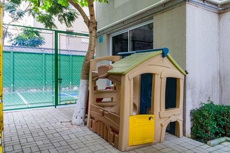 Apartamento para alugar com 44m², 2 quartos e 1 vaga Apartamento para alugar com 44m², 2 quartos e 1 vagaÁrea comum - Playground